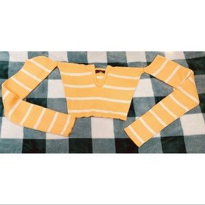 Off the shoulder Sweater Cropped Top